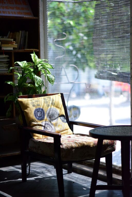 Tips for Creating a Cozy Reading Nook in Your Home